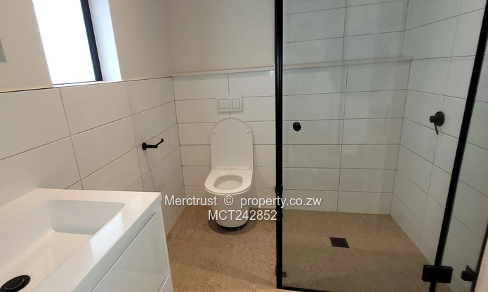 Stunning executive apartment! (Sole Mandate)