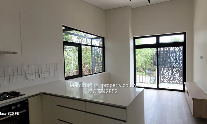 Stunning executive apartment! (Sole Mandate)