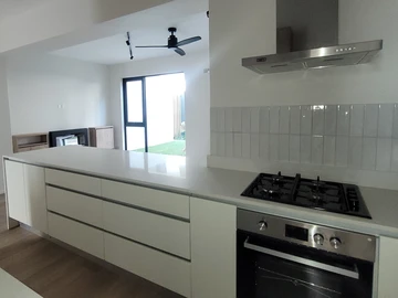 3 Bedroom Garden Flat