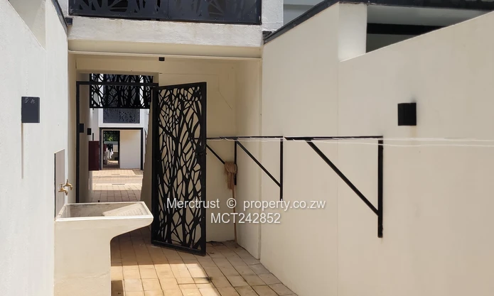 Stunning executive apartment! (Sole Mandate)