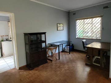 2 Bedroom Garden Flat