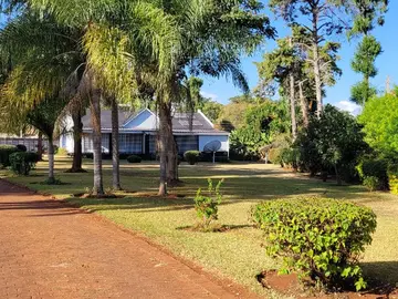 Walking distance to St. Johns, available immediately!