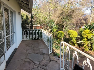 2 Bedroom Garden Flat
