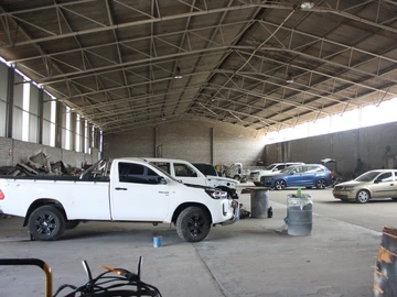 Warehouse & Factory