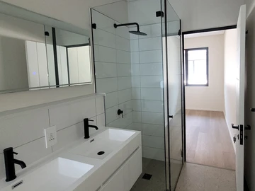 3 Bedroom Garden Flat