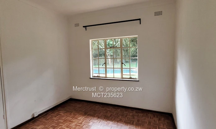 Charming family home, zoned 1B (iii) mixed commercial! (Sole Mandate)