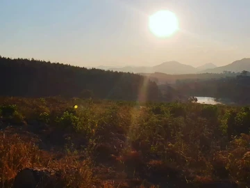 Beautiful plot with magnificent views!