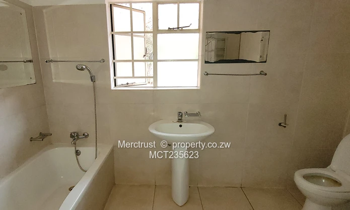 Charming family home, zoned 1B (iii) mixed commercial! (Sole Mandate)