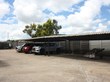 Warehouse & Factory