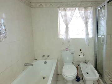 2 Bedroom Garden Flat
