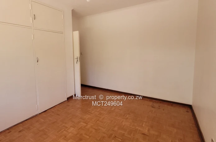 Newly renovated simplex garden flat! (Sole Mandate)
