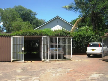 2 Bedroom Garden Flat
